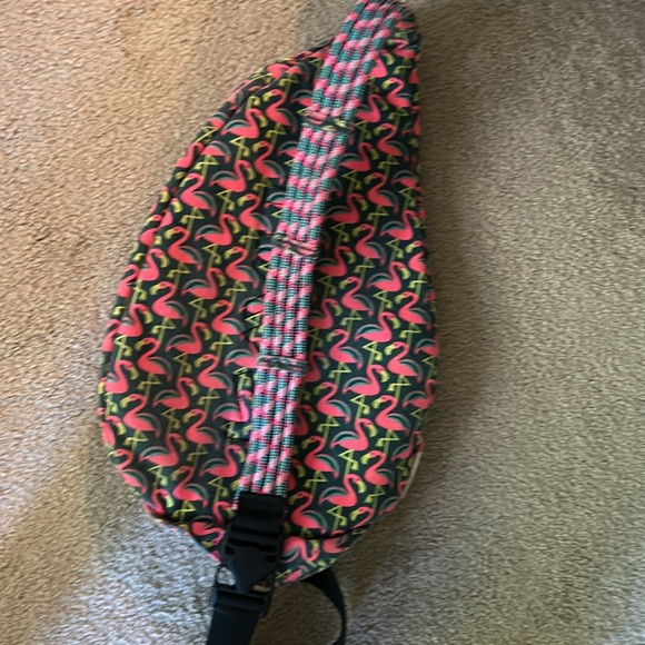 Kavu side bag flamingo print - Picture 3 of 3